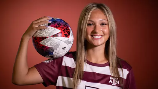 COLLEGE STATION, TX - July 20, 2023 - Midfielder Sydney Becerra #7 of the Texas A&M Aggies during Texas A&M Aggies Soccer photo day in College Station, TX. Photo By Evan Pilat/Texas A&M Athletics