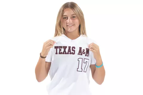 COLLEGE STATION, TX - November 04, 2022 - during Texas A&M Aggies Softball recruit photo shoot in College Station, TX. Photo By Evan Pilat/Texas A&M Athletics