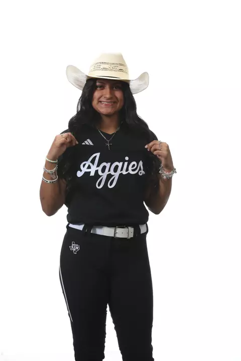 COLLEGE STATION, TX - April 01, 2023 - softball recruiting portraits in College Station, TX. Photo By Craig Bisacre/Texas A&M Athletics