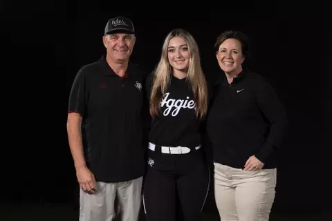 COLLEGE STATION, TX - October 27, 2023 - During recruiting visit in College Station, TX. Photo By Evan Pilat/Texas A&M Athletics