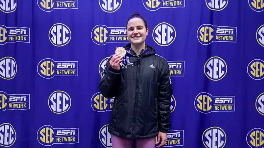 Giulia Goerigk earns a bronze medal in the 400 IM at SEC Championships