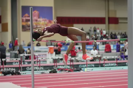 Lamara Distin at the New Mexico Collegiate Classic