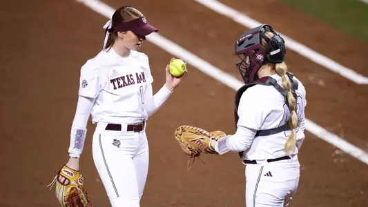 Madison Preston, Julia Cottrill