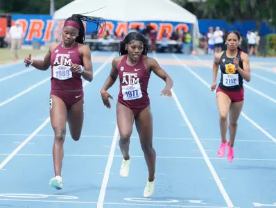 Jermaisha Arnold and Tierra Robinson-Jones at Florida Relays