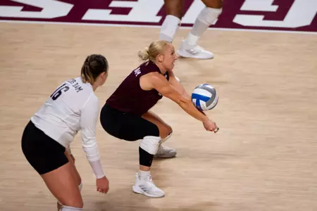 COLLEGE STATION, TX - August 19, 2023 - Libero/Defensive Specialist Lauren Hogan #8 of the Texas A&M Aggies during the game between the Baylor Bears and the Texas A&M Aggies at Reed Arena in College Station, TX. Photo By Brendall O'Banon/Texas A&M Athletics