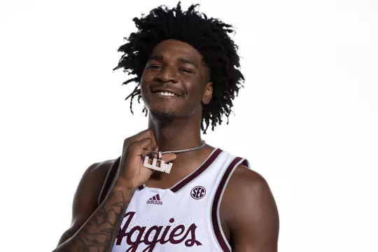 COLLEGE STATION, TX - July 26, 2023 - Forward Solomon Washington #13 of the Texas A&M Aggies during Texas A&M Aggies Men's Basketball photo day in College Station, TX. Photo By Ethan Mito/Texas A&M Athletics