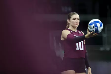 OMAHA, NE - August 25, 2023 - Setter Margot Manning #10 of the Texas A&M Aggies during the game between the Omaha Mavericks and the Texas A&M Aggies at Baxter Arena in Omaha, NE. Photo By Brendall O'Banon