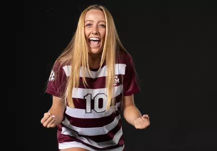 COLLEGE STATION, TX - July 20, 2023 - Midfielder Grace Ivey #10 of the Texas A&M Aggies during Texas A&M Aggies Soccer photo day in College Station, TX. Photo By Aiden Shertzer/Texas A&M Athletics