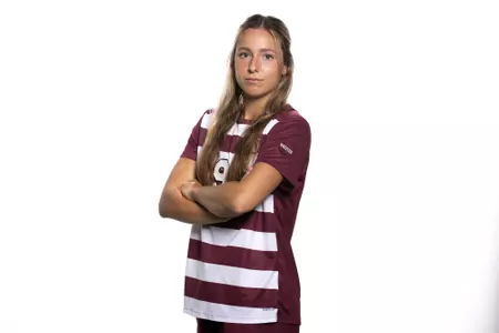 COLLEGE STATION, TX - July 20, 2023 - Midfielder Taylor Pounds #9 of the Texas A&M Aggies during Texas A&M Aggies Soccer photo day in College Station, TX. Photo By Ethan Mito/Texas A&M Athletics