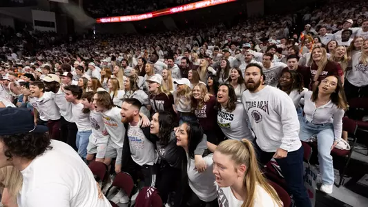Crowd at Reed