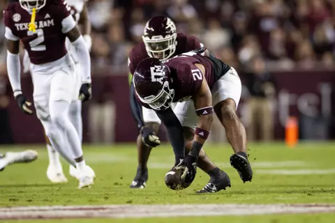 COLLEGE STATION, TX - November 11, 2023 - Linebacker Taurean York #21 of the Texas A&M Aggies during the game between the Mississippi St. Bulldogs and the Texas A&M Aggies at Kyle Field in College Station, TX. Photo By Jonathan Taffet/Texas A&M Athletics