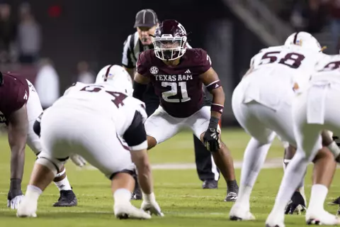 COLLEGE STATION, TX - November 11, 2023 - Linebacker Taurean York #21 of the Texas A&M Aggies during the game between the Mississippi St. Bulldogs and the Texas A&M Aggies at Kyle Field in College Station, TX. Photo By Evan Pilat/Texas A&M Athletics