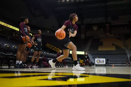 COLUMBIA, MO - January 25, 2024 - Guard Sydney Bowles #00 of the Texas A&M Aggies during the game between the Missouri Tigers and the Texas A&M Aggies at Mizzou Arena in Columbia, MO. Photo By Ethan Mito/Texas A&M Athletics
