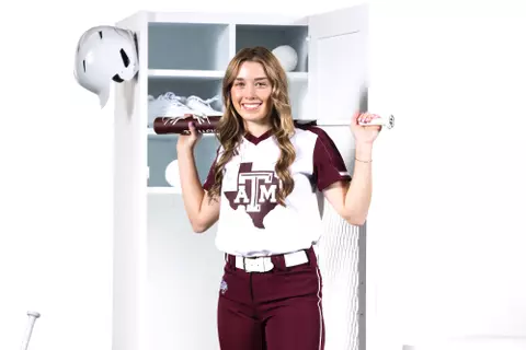 COLLEGE STATION, TX - January 09, 2024 - Scout Lovell #21 of the Texas A&M Aggies during Texas A&M Aggies Softball photo day in College Station, TX. Photo By Evan Pilat/Texas A&M Athletics