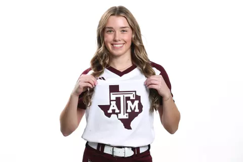 COLLEGE STATION, TX - January 09, 2024 - Scout Lovell #21 of the Texas A&M Aggies during Texas A&M Aggies Softball photo day in College Station, TX. Photo By Evan Pilat/Texas A&M Athletics