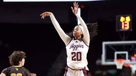 COLLEGE STATION, TX - November 10, 2024 - Guard Janae Kent #20 of the Texas A&M Aggies during the game between the Western Michigan Broncos and the Texas A&M Aggies at Reed Arena in College Station, TX. Photo By Ethan Mito/Texas A&M Athletics