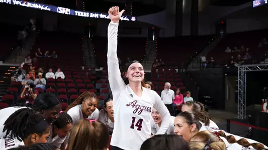 Molly Leading huddle