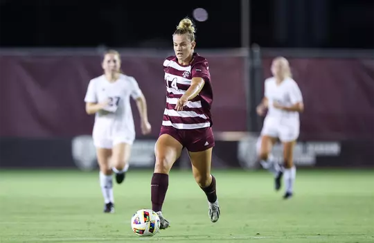 Kennedy Clark dices up a defense on a full charge