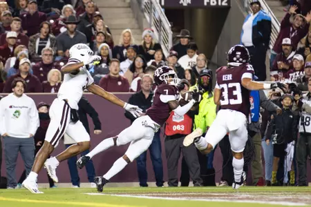 COLLEGE STATION, TX - November 11, 2023 - Defensive back Tyreek Chappell #7 of the Texas A&M Aggies during the game between the Mississippi St. Bulldogs and the Texas A&M Aggies at Kyle Field in College Station, TX. Photo By Ethan Mito/Texas A&M Athletics