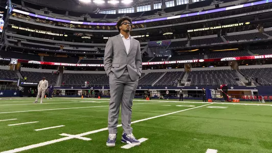 Taurean York at AT&T Stadium