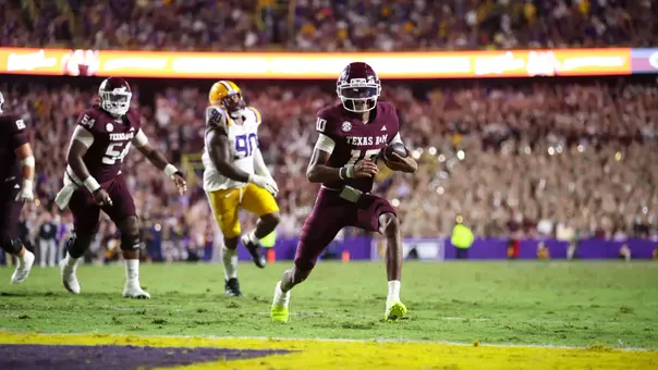 BATON ROUGE, LA - October 25, 2025 - Quarterback Marcel Reed #10 of the Texas A&M Aggies during the game between the LSU Tigers and the Texas A&M Aggies at Tiger Stadium in Baton Rouge, LA. Photo By Wesley Bowers