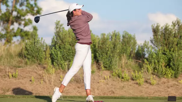 Vanessa Borovilos teeing off