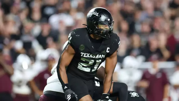 COLLEGE STATION, TX - October 04, 2025 - Linebacker Taurean York #21 of the Texas A&M Aggies during the game between the Mississippi St. Bulldogs and the Texas A&M Aggies at Kyle Field in College Station, TX. Photo By Zoie Joslin/Texas A&M Athletics