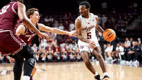 Jacari Lane driving against Montana