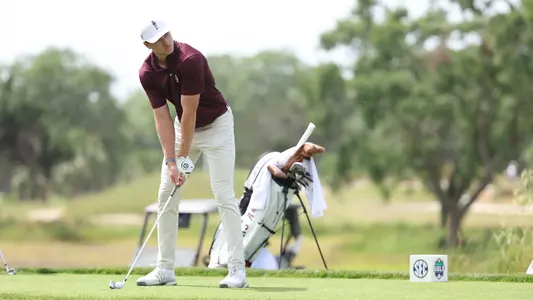 Michael Heidelbaugh address the ball on the tee box in the second round of SEC Championship play.