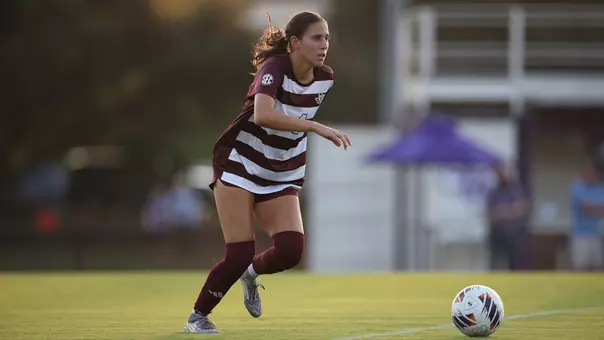 Bella Yakel on the dribble at SFA