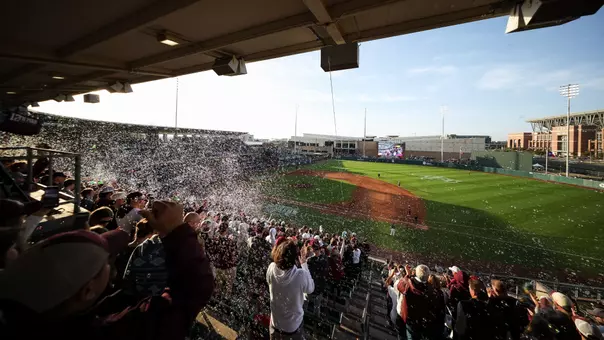 Fans at Blue Bell Park