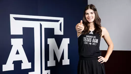 Ilinca Amariei posing for her media day headshot.