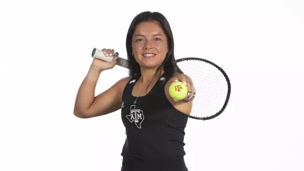 Lucciana Perez Media Day