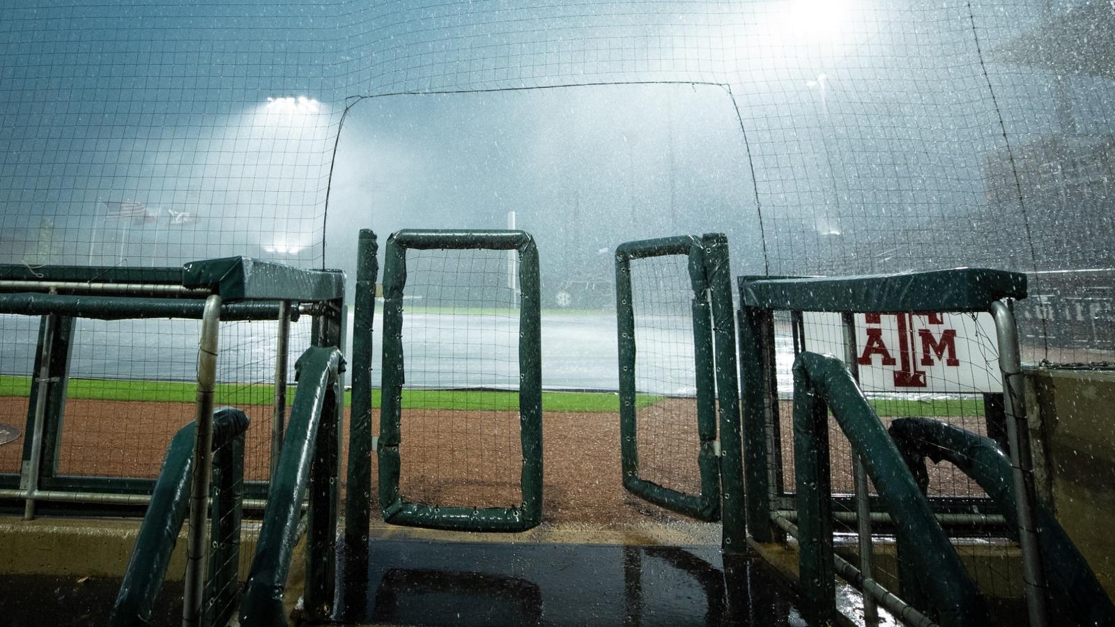 Weather Suspends No. 1 Oklahoma vs. No. 12 Texas A&M Softball Series Opener in Sixth Inning — image 2
