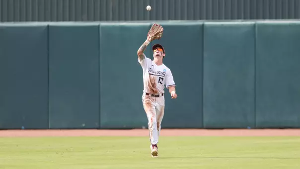 Sorrell fields fly ball