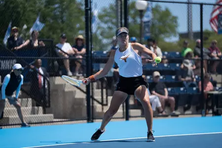 Peyton Stearns competes at the NCAA Singles Championship