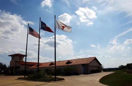 UT golf clubhouse