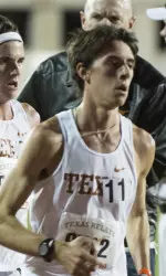 men's track and field/ cross country