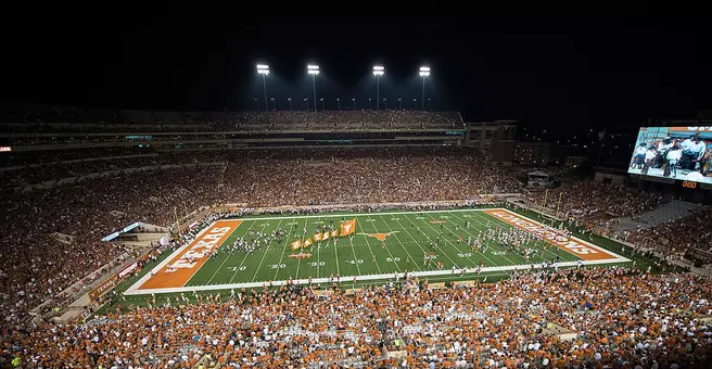 DKR_Stadium_b1302