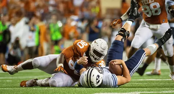 (90) DT Malcom Brown