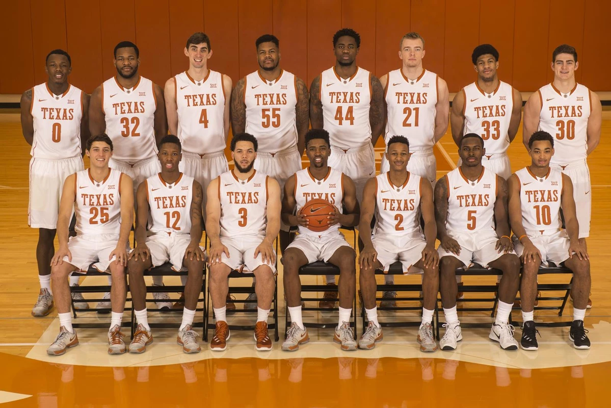 2015-16 men's basketball team photo