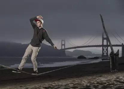 Slackline_RedBull