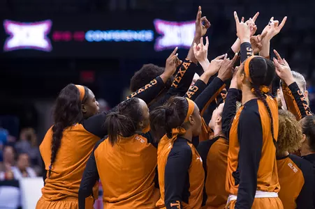 Texas WBB Huddle