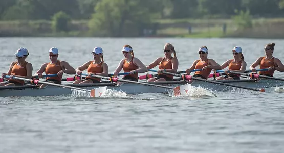 2V8