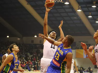 Jarrett Allen vs Brazil - USA U18 fiba americas