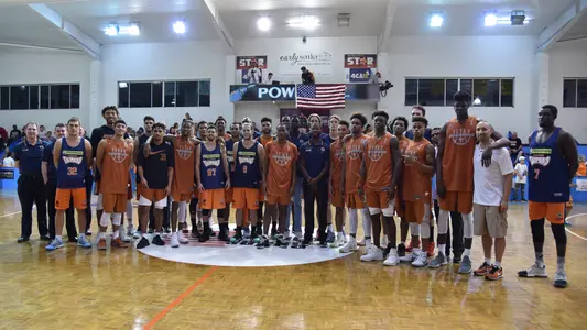 mbb Australia postgame Cairns team group shot
