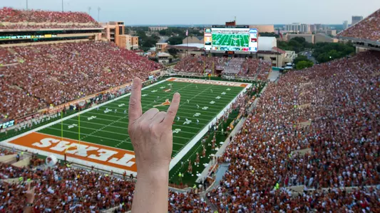 dkr stadium hookem horns