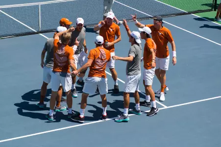 texas tennis team huddle