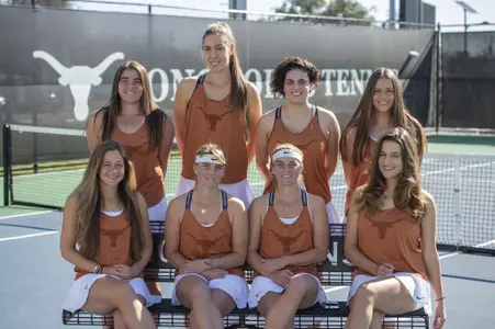 2018-19 Texas women's tennis official team photo