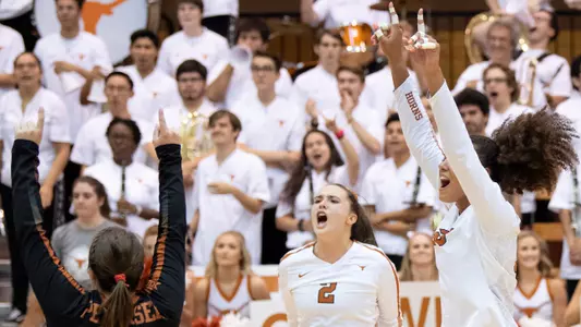 Longhorns Celebrate following point against ISU